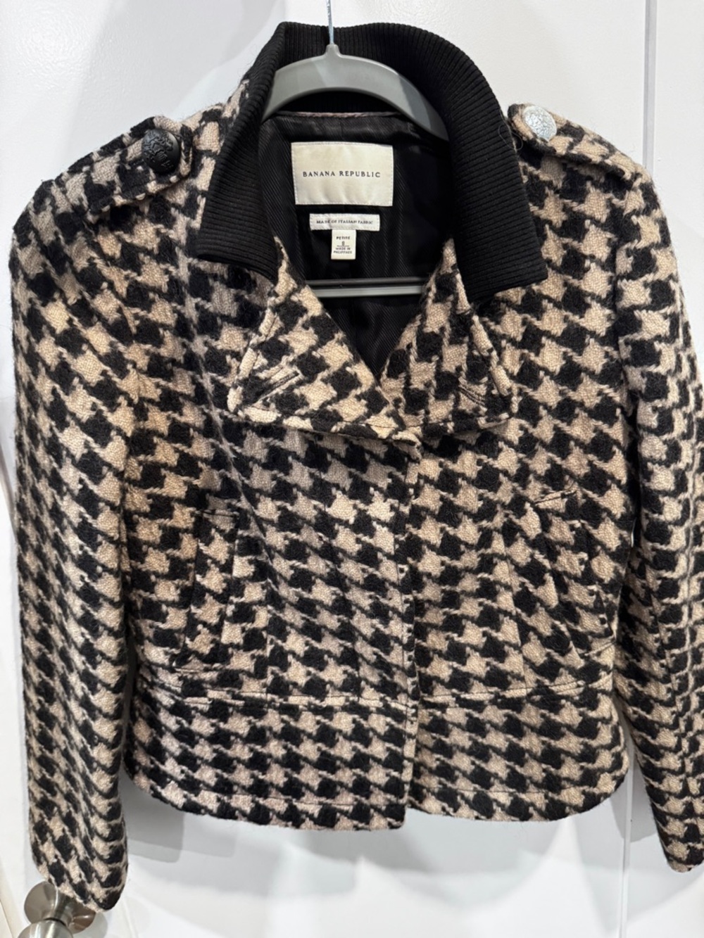 Banana Republic Black and Cream Wool Cropped Jacket